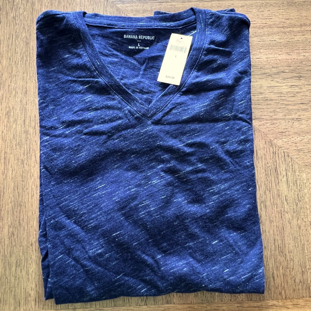 Mens size large Banana Republic t-shirt